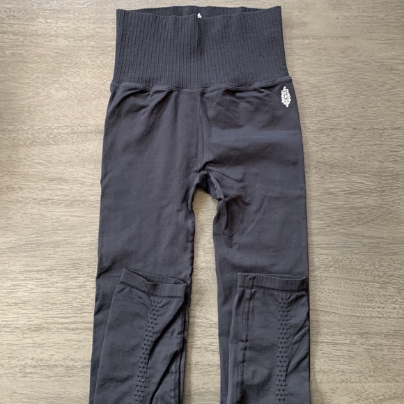 NWOT! FP Free People Movement Good Karma High Rise Leggings Sz XS/S - Picture 7 of 8